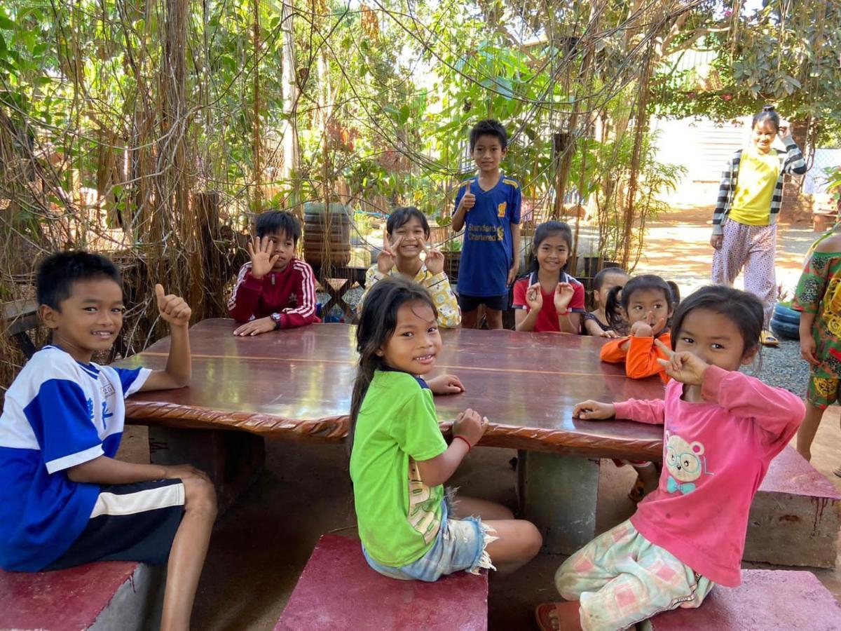 Ratanakiri Homestay&Jungle Trek Banlung Bagian luar foto