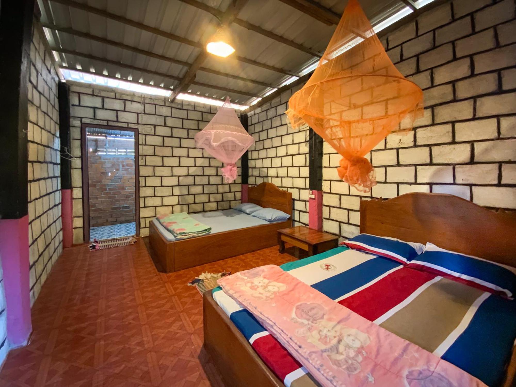 Ratanakiri Homestay&Jungle Trek Banlung Bagian luar foto