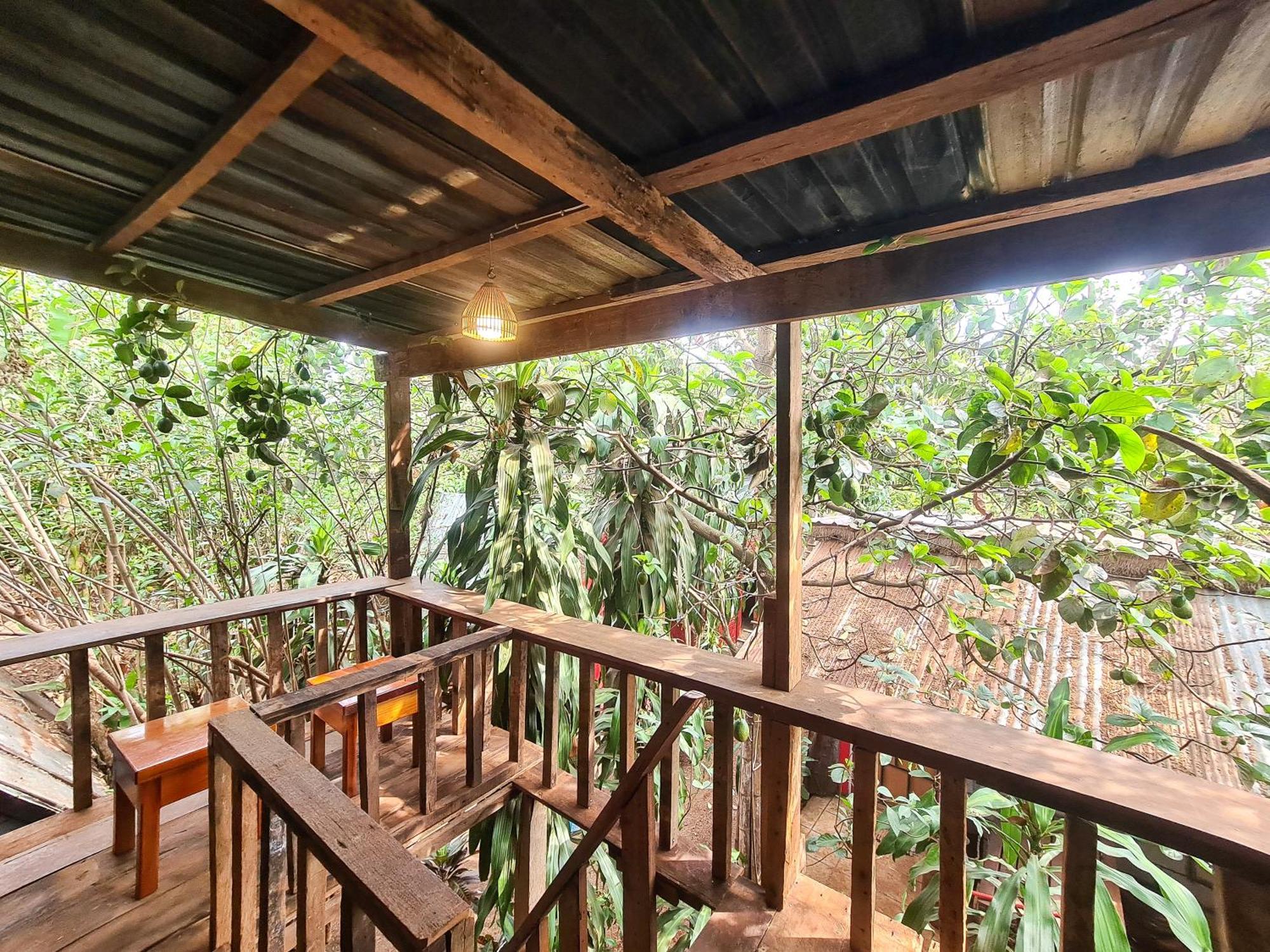 Ratanakiri Homestay&Jungle Trek Banlung Bagian luar foto